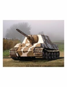1:100 Zvezda: Sd.Kfz.186 Jagdtiger German Heavy Tank (6206)