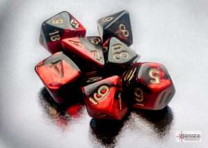 Chessex: Gemini Mini-hedral Black-Red/gold 7-Die Set (20633)