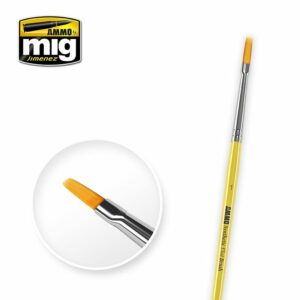 1 SYNTETIC FLAT BRUSH AMIG8619