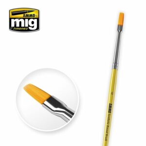 6 SYNTETIC FLAT BRUSH AMIG8621