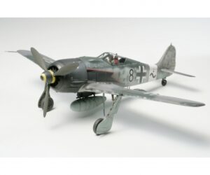 Tamiya: 1:48 – German Focke Wulf Fw190 A-8/A-8R2 (300061095)