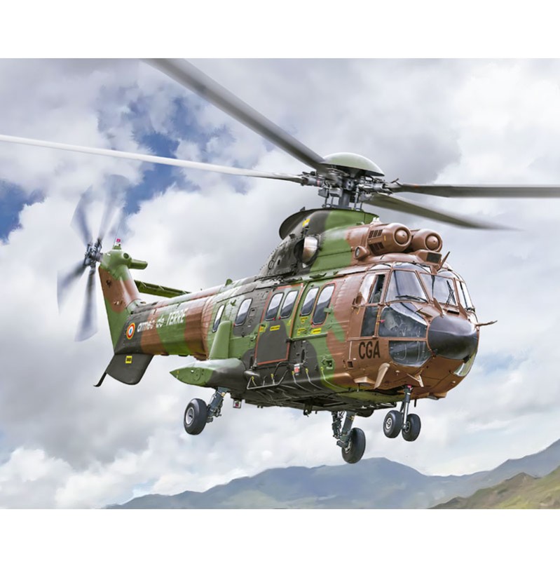 1:72 Italeri: Helicóptero Super Puma (47391096)