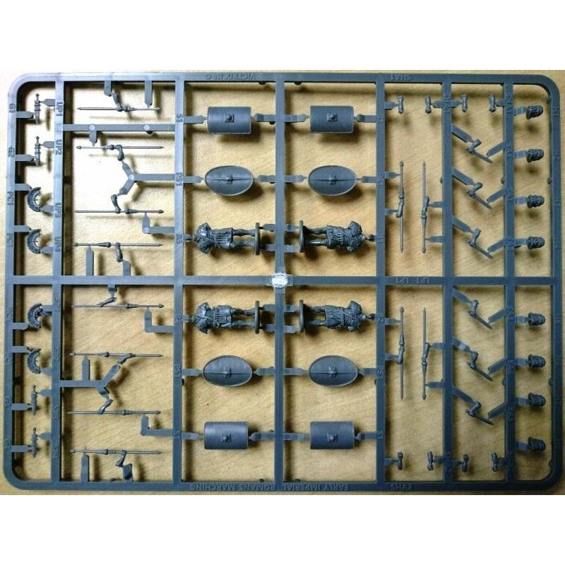 Victrix: Early Imperial Roman Legionaries Advancing (VXA025) - Imagen 2